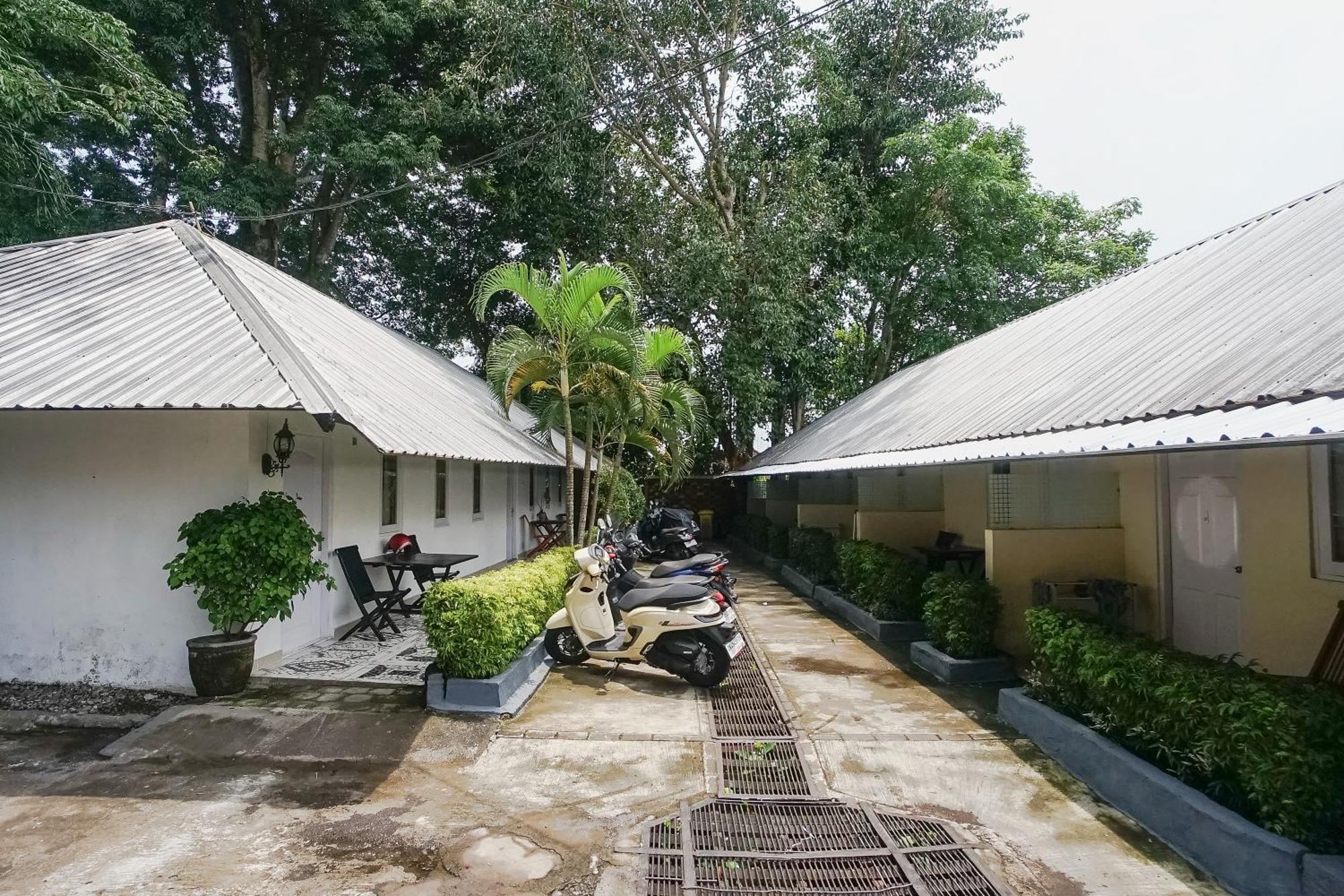 Kos 168 Jimbaran Hotel Luaran gambar